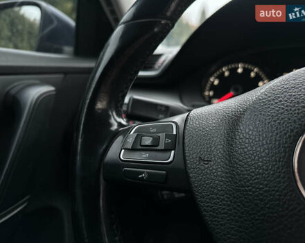 Синий Фольксваген Пассат, объемом двигателя 1.39 л и пробегом 202 тыс. км за 7250 $, фото 14 на Automoto.ua