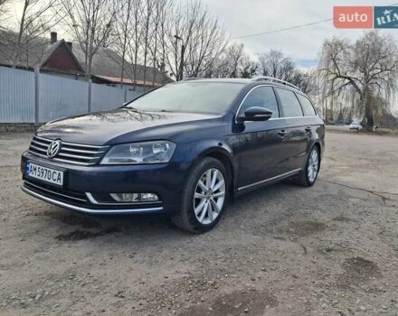 Синий Фольксваген Пассат, объемом двигателя 1.6 л и пробегом 282 тыс. км за 9500 $, фото 1 на Automoto.ua