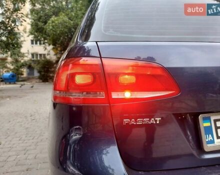 Синий Фольксваген Пассат, объемом двигателя 1.6 л и пробегом 50 тыс. км за 7499 $, фото 4 на Automoto.ua