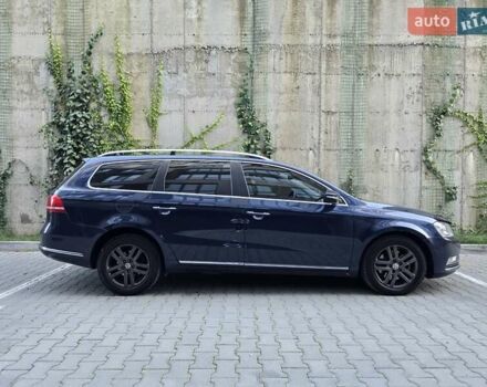Фольксваген Пассат 2012 у Хмельницькому на Automoto.ua Синій Фольксваген Пассат, об'ємом двигуна 2 л та пробігом 313 тис. км за 10499 $, фото 6 на Automoto.ua