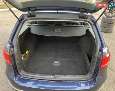 Синій Фольксваген Пассат, об'ємом двигуна 1.6 л та пробігом 262 тис. км за 8500 $, фото 14 на Automoto.ua