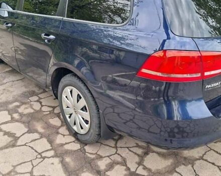 Синий Фольксваген Пассат, объемом двигателя 1.6 л и пробегом 284 тыс. км за 8500 $, фото 3 на Automoto.ua