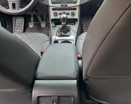 Синий Фольксваген Пассат, объемом двигателя 1.6 л и пробегом 284 тыс. км за 8500 $, фото 6 на Automoto.ua