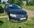 Синий Фольксваген Пассат, объемом двигателя 1.6 л и пробегом 323 тыс. км за 9850 $, фото 1 на Automoto.ua