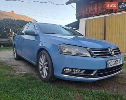 Фольксваген Пассат 2012 в Стрые на Automoto.ua Синий Фольксваген Пассат, объемом двигателя 2 л и пробегом 329 тыс. км за 11300 $, фото 32 на Automoto.ua