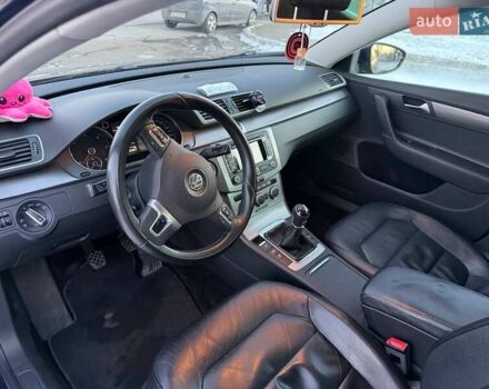 Синій Фольксваген Пассат, об'ємом двигуна 1.97 л та пробігом 272 тис. км за 11499 $, фото 11 на Automoto.ua