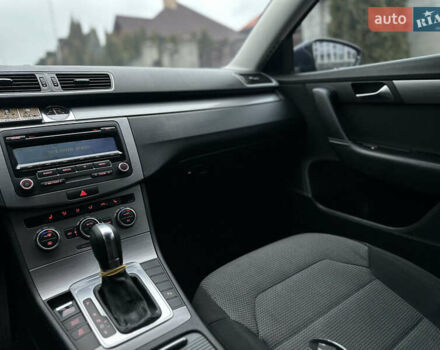 Синий Фольксваген Пассат, объемом двигателя 1.39 л и пробегом 202 тыс. км за 7250 $, фото 20 на Automoto.ua