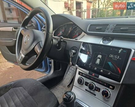 Фольксваген Пассат 2012 в Стрые на Automoto.ua Синий Фольксваген Пассат, объемом двигателя 2 л и пробегом 329 тыс. км за 11300 $, фото 14 на Automoto.ua