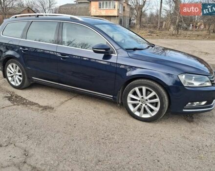 Синий Фольксваген Пассат, объемом двигателя 1.6 л и пробегом 282 тыс. км за 9500 $, фото 5 на Automoto.ua