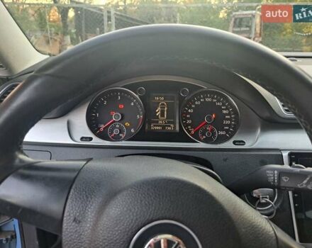 Фольксваген Пассат 2012 в Стрые на Automoto.ua Синий Фольксваген Пассат, объемом двигателя 2 л и пробегом 329 тыс. км за 11300 $, фото 20 на Automoto.ua