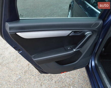 Синий Фольксваген Пассат, объемом двигателя 1.6 л и пробегом 248 тыс. км за 7800 $, фото 11 на Automoto.ua