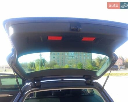 Синий Фольксваген Пассат, объемом двигателя 1.97 л и пробегом 302 тыс. км за 12200 $, фото 17 на Automoto.ua