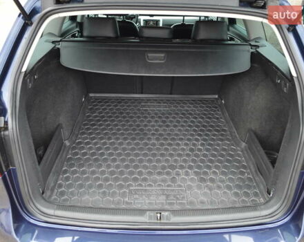 Синий Фольксваген Пассат, объемом двигателя 1.6 л и пробегом 248 тыс. км за 7800 $, фото 16 на Automoto.ua