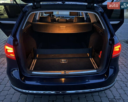 Синій Фольксваген Пассат, об'ємом двигуна 1.6 л та пробігом 274 тис. км за 12500 $, фото 92 на Automoto.ua