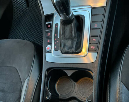 Синій Фольксваген Пассат, об'ємом двигуна 1.6 л та пробігом 274 тис. км за 12500 $, фото 51 на Automoto.ua