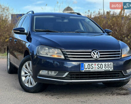 Синий Фольксваген Пассат, объемом двигателя 2 л и пробегом 272 тыс. км за 10350 $, фото 6 на Automoto.ua