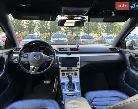 Синий Фольксваген Пассат, объемом двигателя 1.97 л и пробегом 269 тыс. км за 15200 $, фото 7 на Automoto.ua