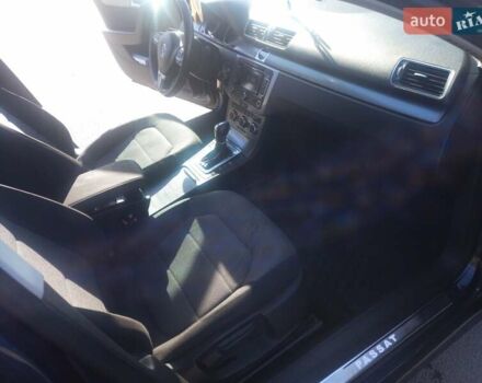 Синий Фольксваген Пассат, объемом двигателя 1.97 л и пробегом 302 тыс. км за 12200 $, фото 19 на Automoto.ua