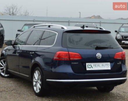 Синий Фольксваген Пассат, объемом двигателя 1.6 л и пробегом 248 тыс. км за 7800 $, фото 2 на Automoto.ua