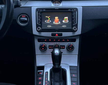 Синій Фольксваген Пассат, об'ємом двигуна 1.6 л та пробігом 274 тис. км за 12500 $, фото 46 на Automoto.ua