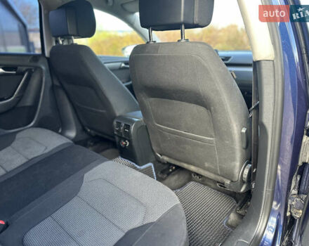 Синий Фольксваген Пассат, объемом двигателя 2 л и пробегом 272 тыс. км за 10350 $, фото 53 на Automoto.ua