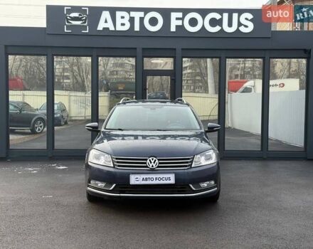 Синий Фольксваген Пассат, объемом двигателя 1.6 л и пробегом 235 тыс. км за 9990 $, фото 2 на Automoto.ua