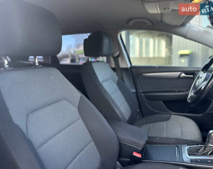 Синий Фольксваген Пассат, объемом двигателя 2 л и пробегом 272 тыс. км за 10350 $, фото 51 на Automoto.ua