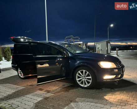 Синій Фольксваген Пассат, об'ємом двигуна 1.6 л та пробігом 274 тис. км за 12500 $, фото 86 на Automoto.ua