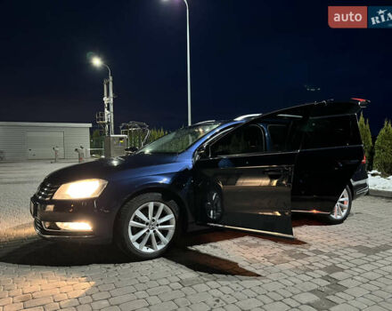 Синій Фольксваген Пассат, об'ємом двигуна 1.6 л та пробігом 274 тис. км за 12500 $, фото 83 на Automoto.ua