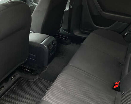 Синий Фольксваген Пассат, объемом двигателя 1.97 л и пробегом 288 тыс. км за 9800 $, фото 15 на Automoto.ua