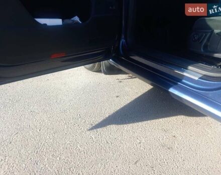 Синий Фольксваген Пассат, объемом двигателя 1.97 л и пробегом 302 тыс. км за 12200 $, фото 10 на Automoto.ua