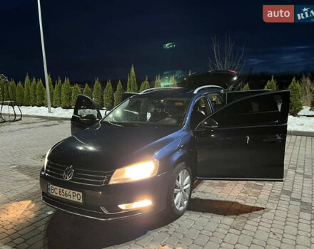 Синій Фольксваген Пассат, об'ємом двигуна 1.6 л та пробігом 274 тис. км за 12500 $, фото 87 на Automoto.ua