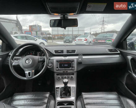 Синий Фольксваген Пассат, объемом двигателя 1.6 л и пробегом 233 тыс. км за 8850 $, фото 15 на Automoto.ua