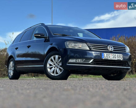 Синий Фольксваген Пассат, объемом двигателя 2 л и пробегом 272 тыс. км за 10350 $, фото 1 на Automoto.ua