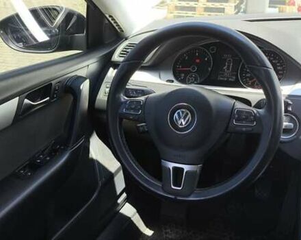 Синий Фольксваген Пассат, объемом двигателя 1.6 л и пробегом 279 тыс. км за 8700 $, фото 12 на Automoto.ua