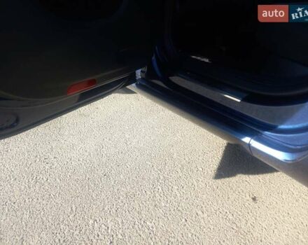 Синий Фольксваген Пассат, объемом двигателя 1.97 л и пробегом 302 тыс. км за 12200 $, фото 6 на Automoto.ua