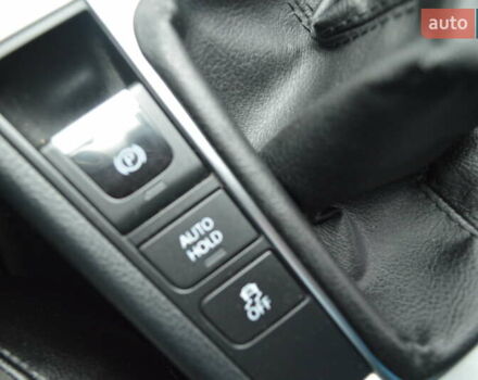 Синий Фольксваген Пассат, объемом двигателя 1.6 л и пробегом 248 тыс. км за 7800 $, фото 28 на Automoto.ua