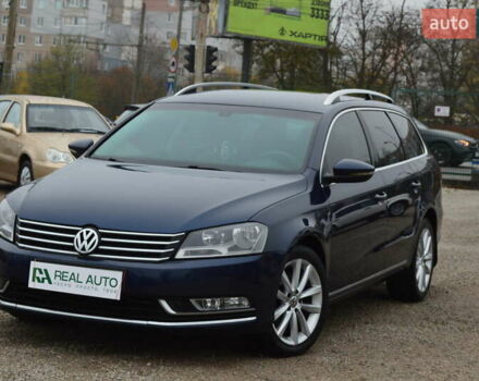 Синий Фольксваген Пассат, объемом двигателя 1.6 л и пробегом 248 тыс. км за 7800 $, фото 3 на Automoto.ua