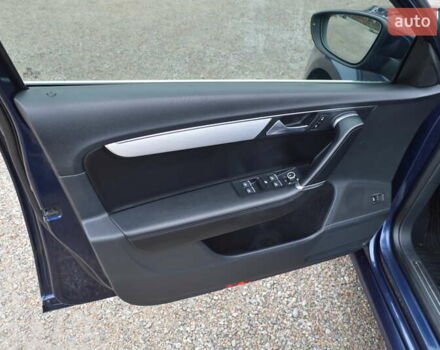 Синий Фольксваген Пассат, объемом двигателя 1.6 л и пробегом 248 тыс. км за 7800 $, фото 7 на Automoto.ua