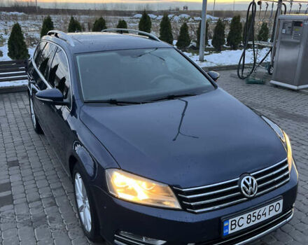 Синій Фольксваген Пассат, об'ємом двигуна 1.6 л та пробігом 274 тис. км за 12500 $, фото 13 на Automoto.ua