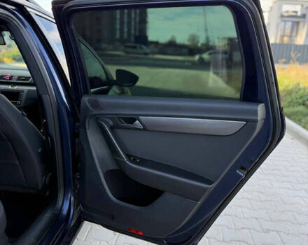 Синий Фольксваген Пассат, объемом двигателя 2 л и пробегом 264 тыс. км за 11099 $, фото 26 на Automoto.ua