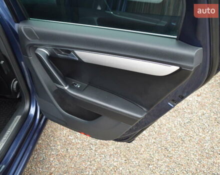 Синий Фольксваген Пассат, объемом двигателя 1.6 л и пробегом 248 тыс. км за 7800 $, фото 17 на Automoto.ua