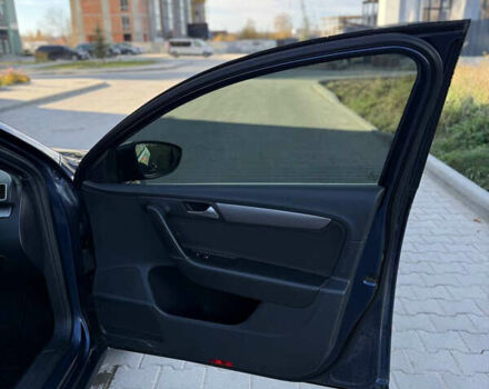 Синий Фольксваген Пассат, объемом двигателя 2 л и пробегом 264 тыс. км за 11099 $, фото 24 на Automoto.ua