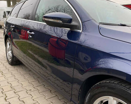 Синий Фольксваген Пассат, объемом двигателя 1.97 л и пробегом 288 тыс. км за 9800 $, фото 4 на Automoto.ua