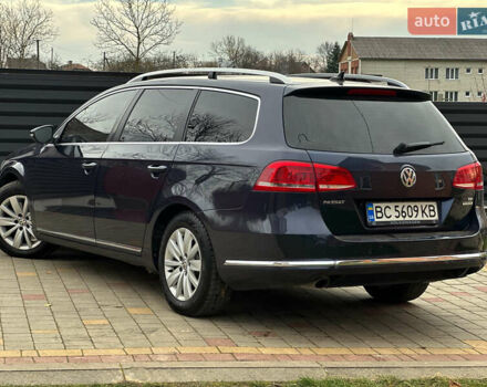 Синий Фольксваген Пассат, объемом двигателя 1.6 л и пробегом 227 тыс. км за 9500 $, фото 14 на Automoto.ua