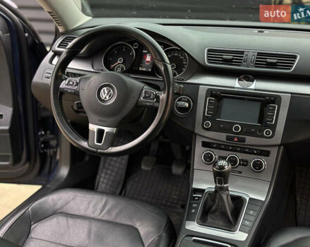 Синий Фольксваген Пассат, объемом двигателя 1.6 л и пробегом 227 тыс. км за 9500 $, фото 23 на Automoto.ua