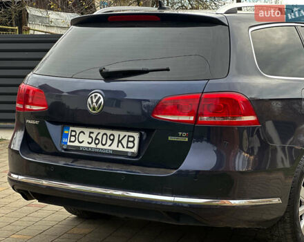 Синий Фольксваген Пассат, объемом двигателя 1.6 л и пробегом 227 тыс. км за 9500 $, фото 12 на Automoto.ua