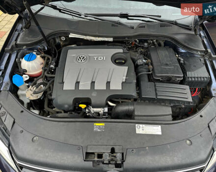 Синий Фольксваген Пассат, объемом двигателя 1.6 л и пробегом 227 тыс. км за 9500 $, фото 49 на Automoto.ua