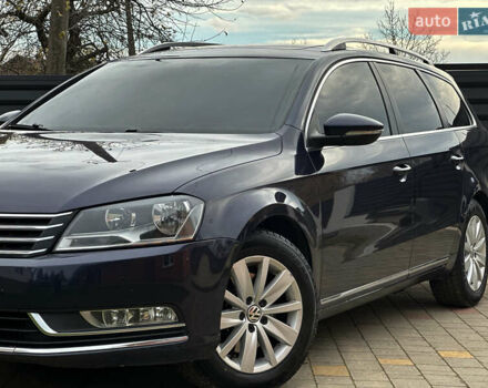 Синий Фольксваген Пассат, объемом двигателя 1.6 л и пробегом 227 тыс. км за 9500 $, фото 3 на Automoto.ua