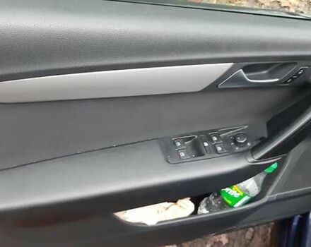 Синий Фольксваген Пассат, объемом двигателя 1.39 л и пробегом 208 тыс. км за 10700 $, фото 11 на Automoto.ua